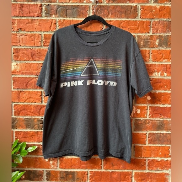 Mens XL Black Pink Floyd Band Tee Short Sleeve Graphic TShirt - Picture 1 of 6